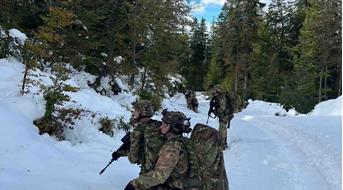 2-pattuglia-in-sosta