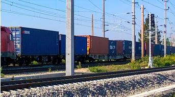 guetertransportzugpexels-dominik-13595996[2]