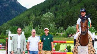 galateo-steckholzer-hochrainer-pitzianti-jumping-in-the-alps