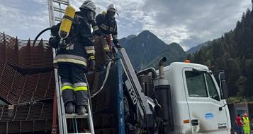 lkw-brand-bbt-mauls-foto-ff-trens