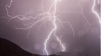 blitz-unwetter-gewitter-pixabay
