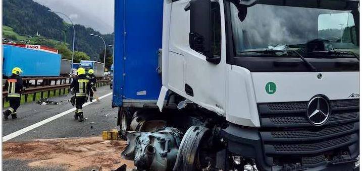 ff-sterzing-a22-auffahrunfall-05-2026