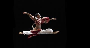 puccinis-opera-teatro-stabile