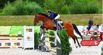 bernardi-maddalena-jumping-in-the-alps-web