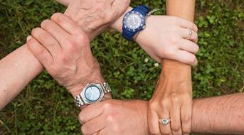 teamgeist-gemeinschaft-zusammenhalt-familie
