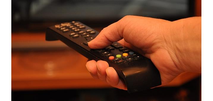 fernsehen-foto-pixabay-renateko