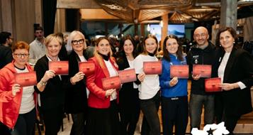 01-girls-wanted-foto-mirco-zancanella