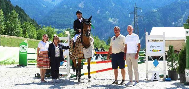 jumping-in-the-alps-christian-pitziati