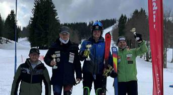 lukas-sieder-fis-slalom