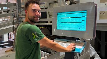max-mit-x-bearbeitet